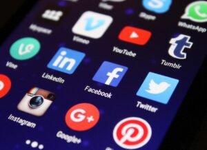 Do Photos or Videos Drive More Social Media Engagement in 2025