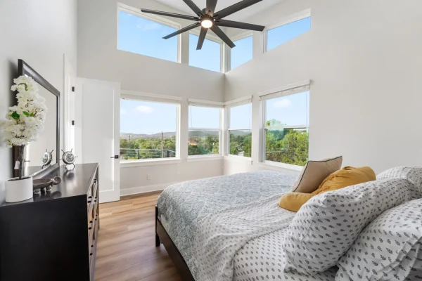 Interior real estate photo